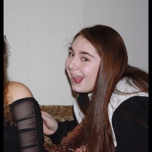 Meet your Posher, Bella